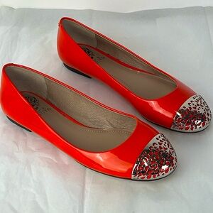 Vince Camuto flats